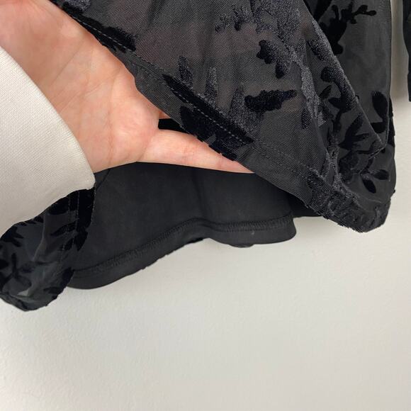 Chaps Velvet Burnout Blouse Mesh Sheer Top Floral Black Whimsygoth Size Large - Picture 9 of 11